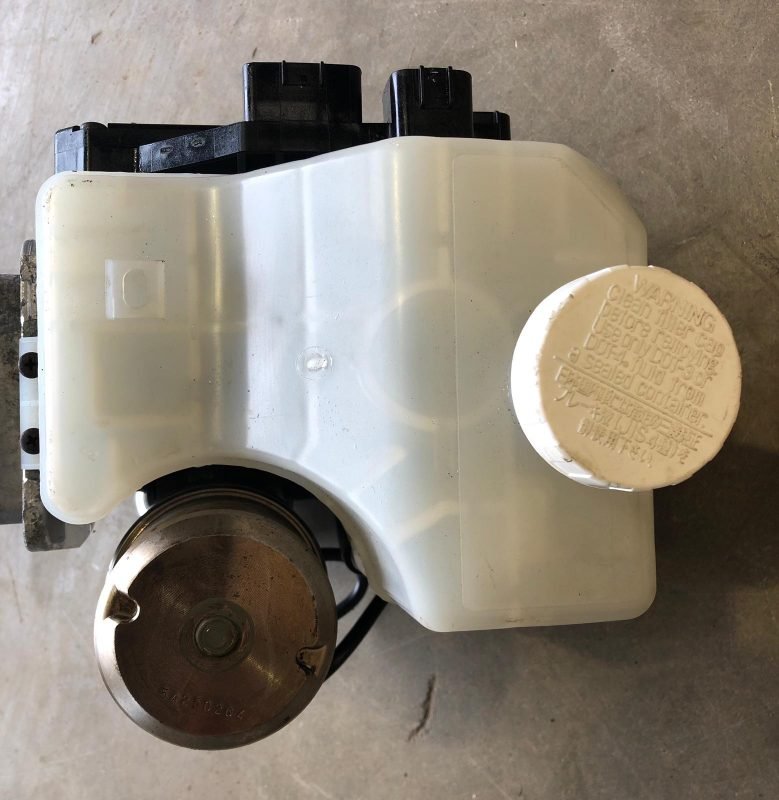 Mitsubishi shogun 3.2L DiD ABS Pump Guardian Global GB Ltd