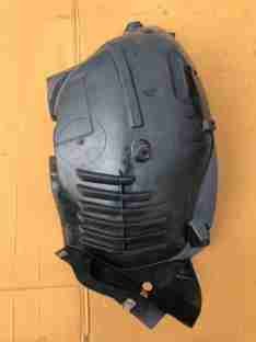 Mercedes Benz W212 Passenger front wheel arch