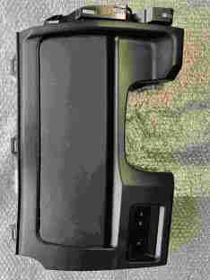 Land Rover Discovery Sport L550 Knee airbag